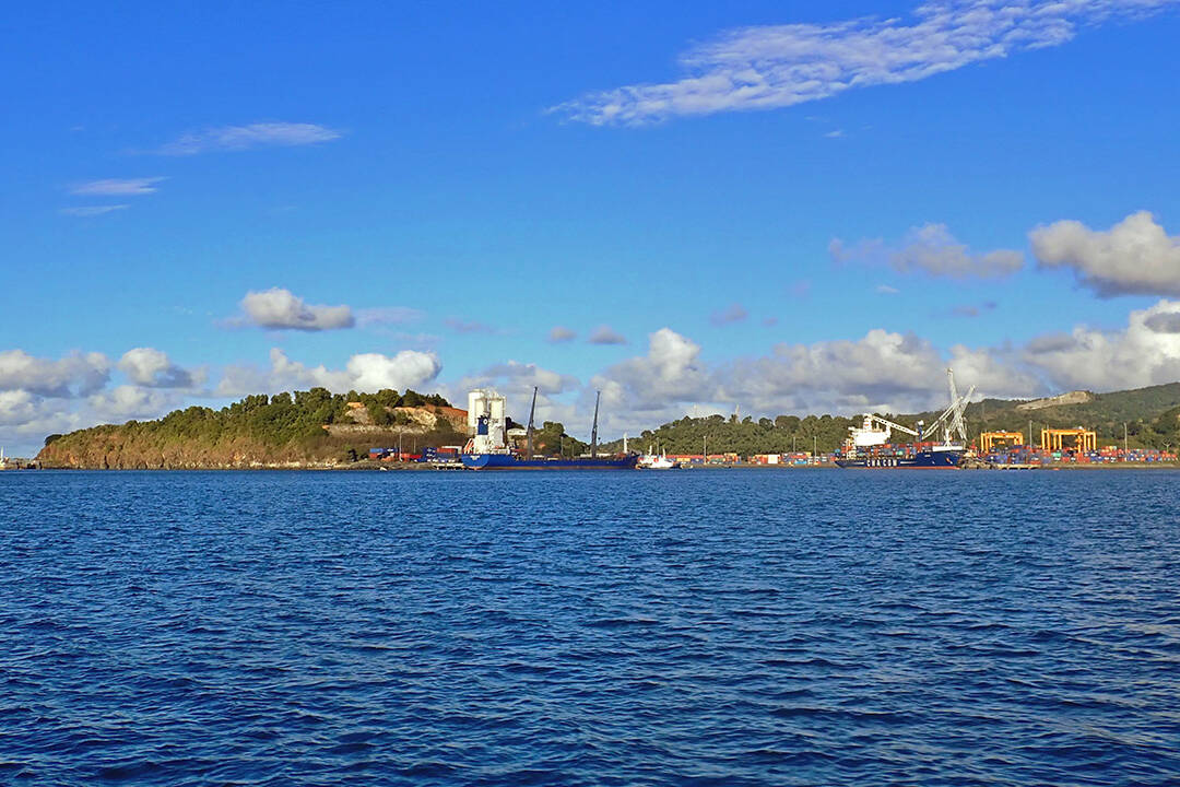 Mayotte : la grève du STM prend fin, retour à la normale sur les barges