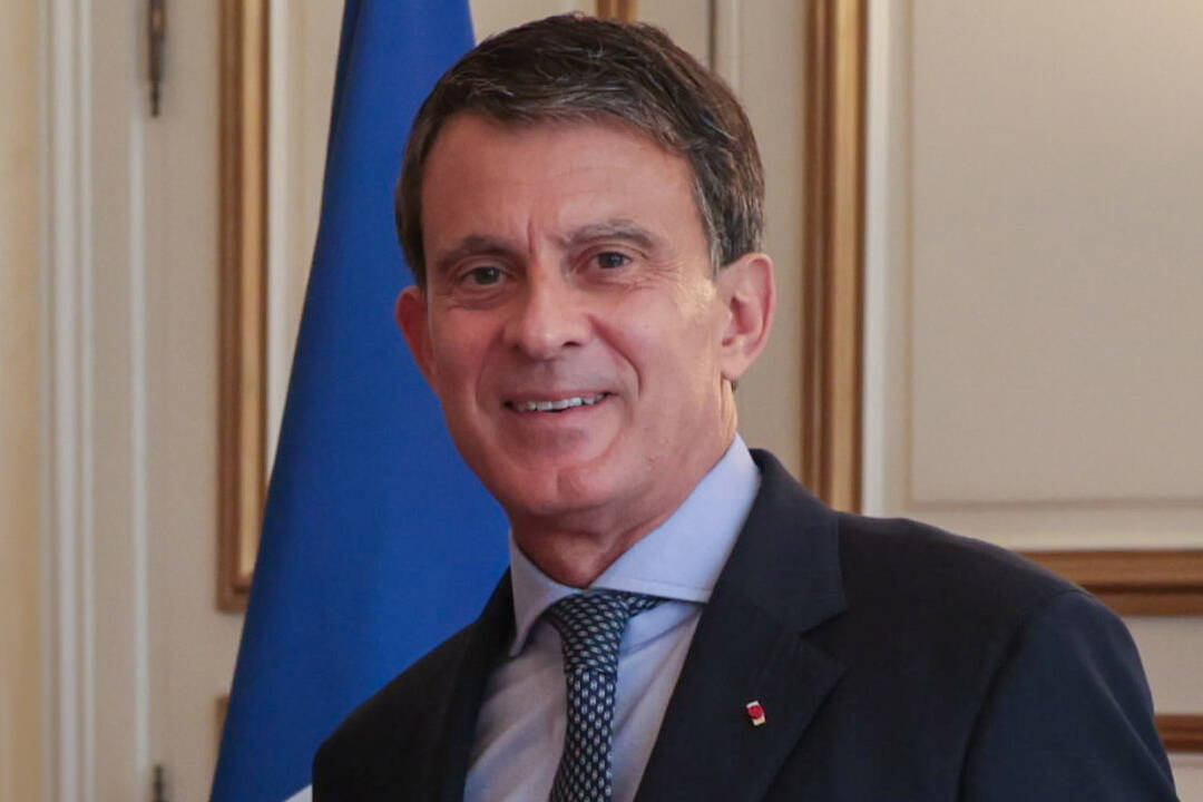 Nouvelle-Calédonie : Manuel Valls enchaîne les bilatérales avant le comité de rédaction