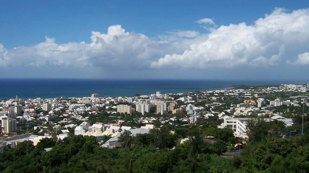 La Réunion : le Département valide une batterie de mesures sociales, éducatives et culturelles