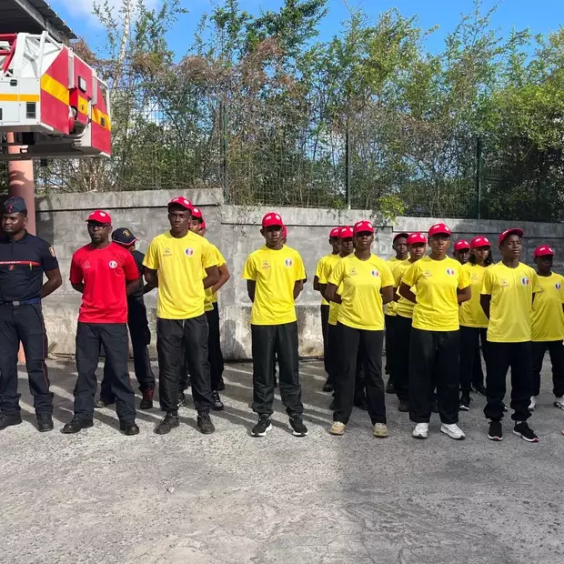 Mayotte : Kawéni inaugure son pôle des Jeunes Sapeurs-Pompiers, une école de citoyenneté et d’engagement