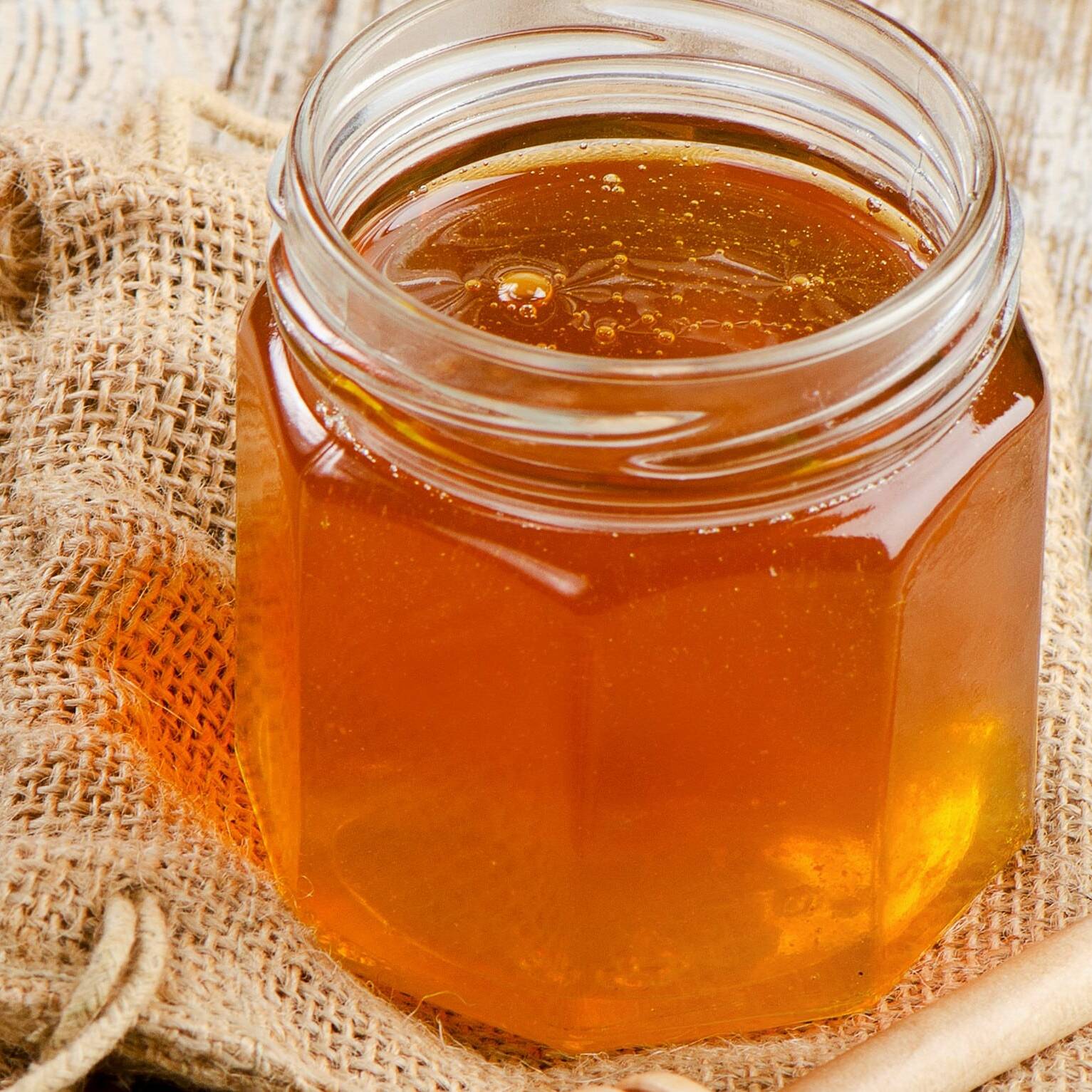 Apiculture en Guadeloupe : une récolte en berne, mais une qualité préservée face à la concurrence