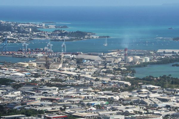 Marché du travail en Guadeloupe : l’emploi progresse mais reste loin des niveaux de l’Hexagone
