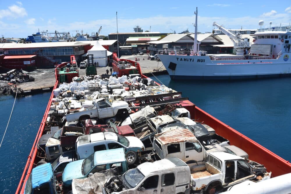 Déchets : 900 m³ rapatriés de Rikitea