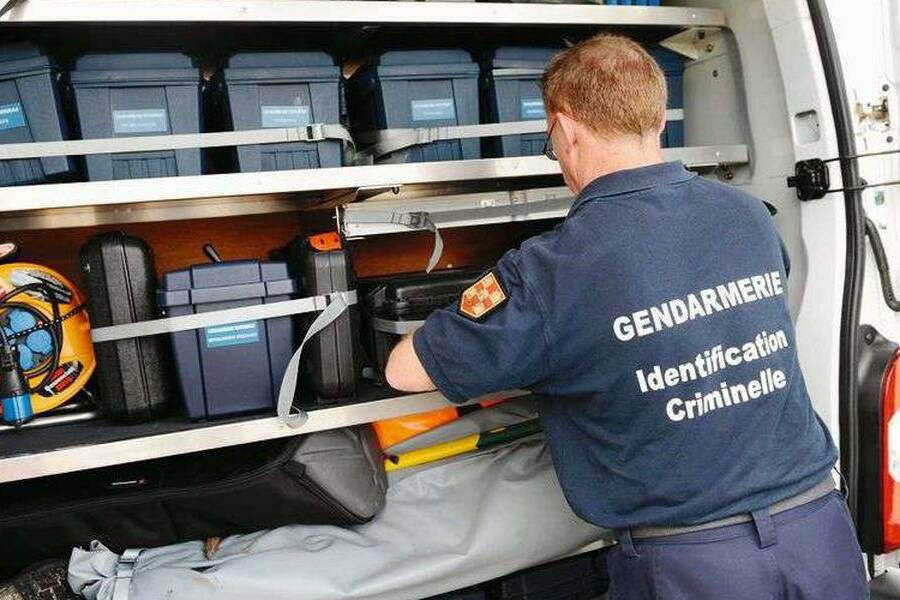 Goyave : la gendarmerie recherche un pick-up après la découverte d’un corps en bordure de la RN1