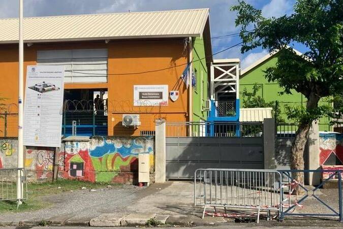 Parents bloquent deux écoles maternelles à Labattoir pour dénoncer l’insalubrité