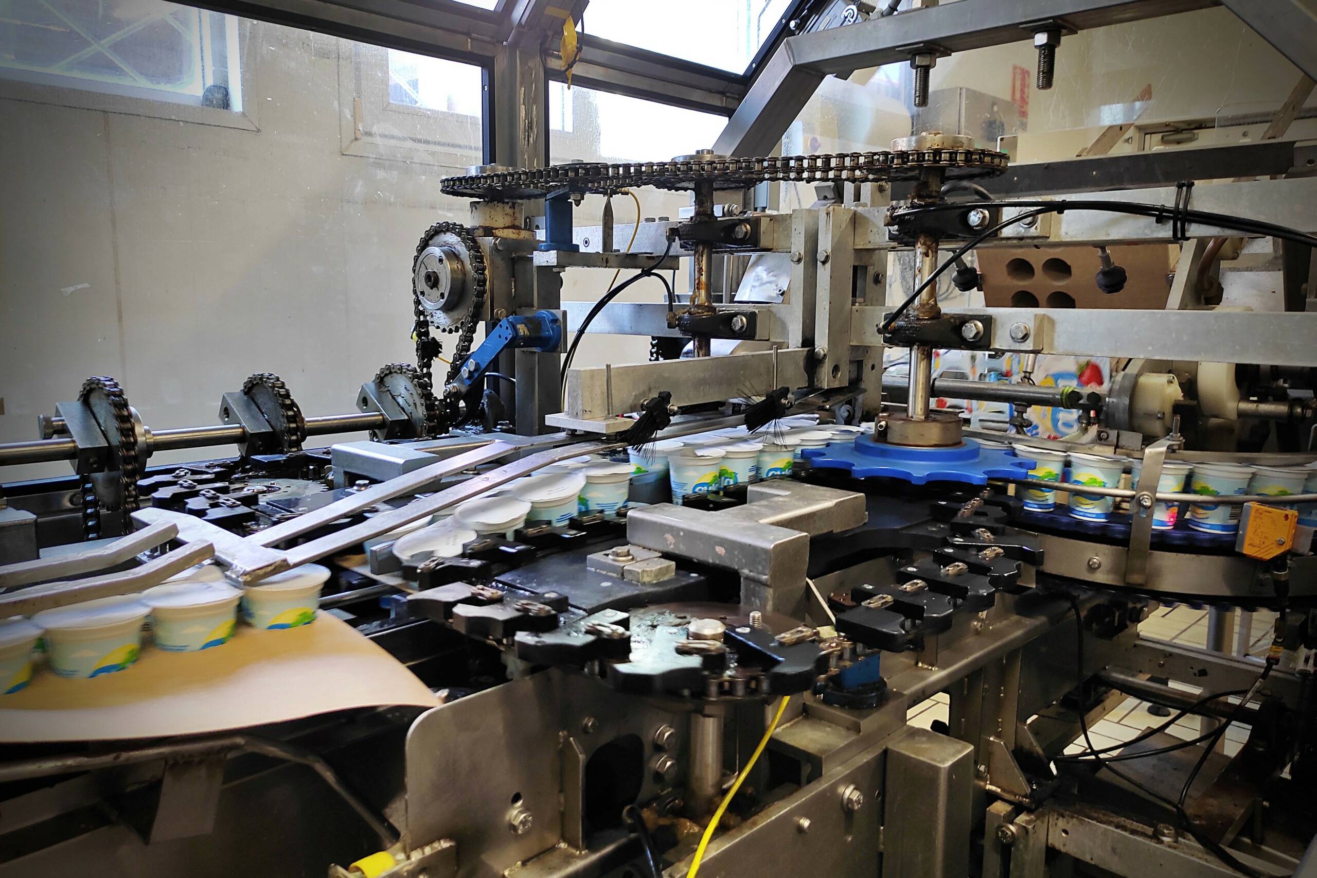 Mayotte : la laiterie se modernise avec une ligne de production robotisée grâce au soutien de l’Europe