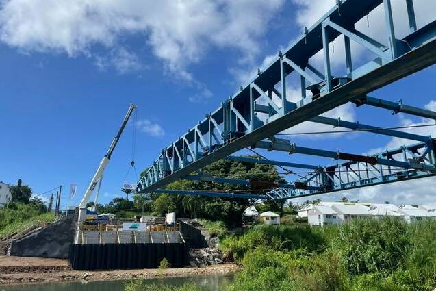 Goyave : le nouveau pont de Sainte-Claire franchit une étape décisive