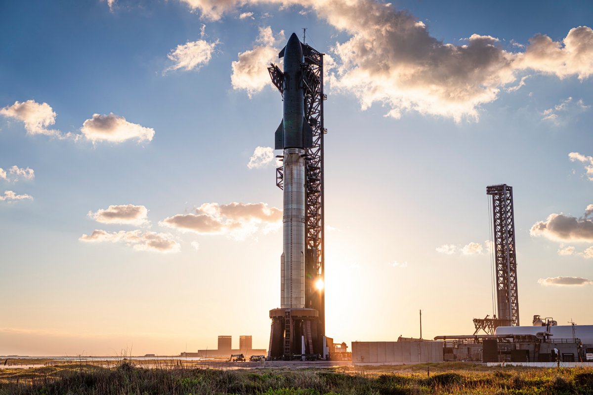 Starship : SpaceX réussit un nouveau vol test, mais les doutes persistent sur le calendrier lunaire américain