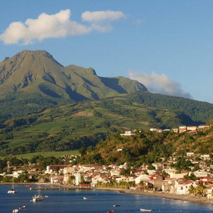 Le préfet appelle à mieux préparer la population face à l’activité accrue de la Montagne Pelée