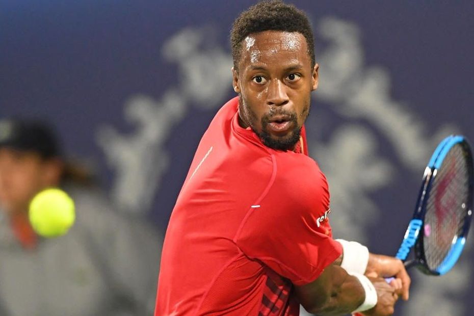 d'un père guadeloupéen et d'une mère martiniquaise