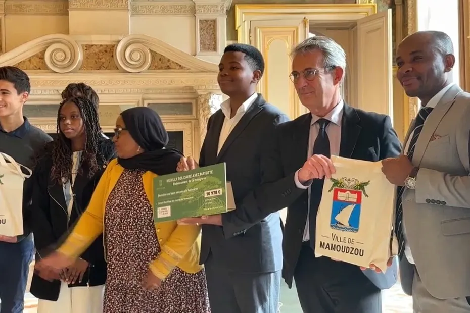 Mayotte : la jeunesse de Neuilly prête main-forte à la reconstruction