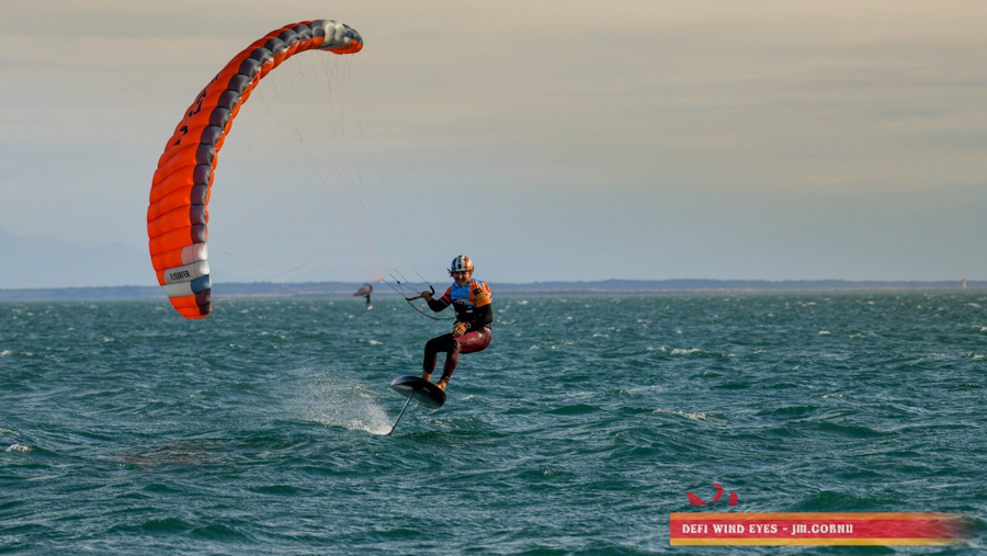 Wingfoil : à 15 ans, la Guadeloupéenne Vaïna Picot sacrée vice-championne du monde