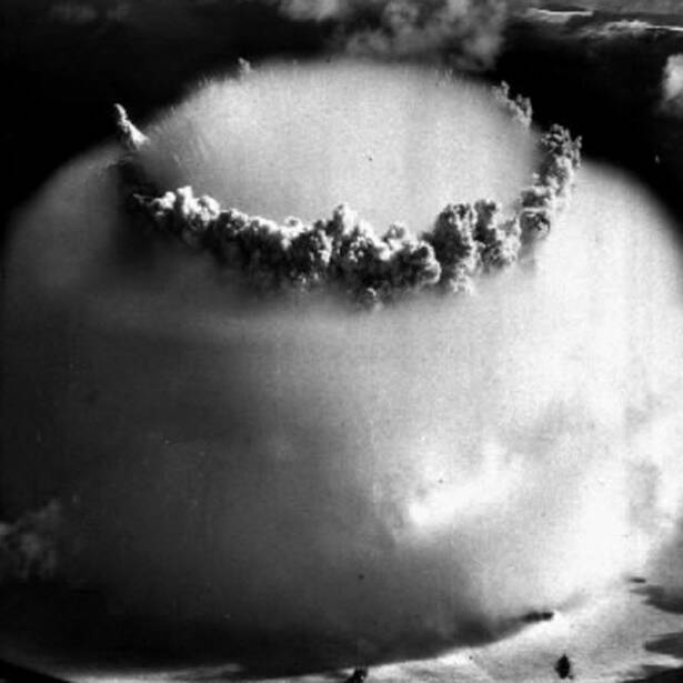 Polynésie : le Tapura Huiraatira monte au front contre la reprise des essais nucléaires américains