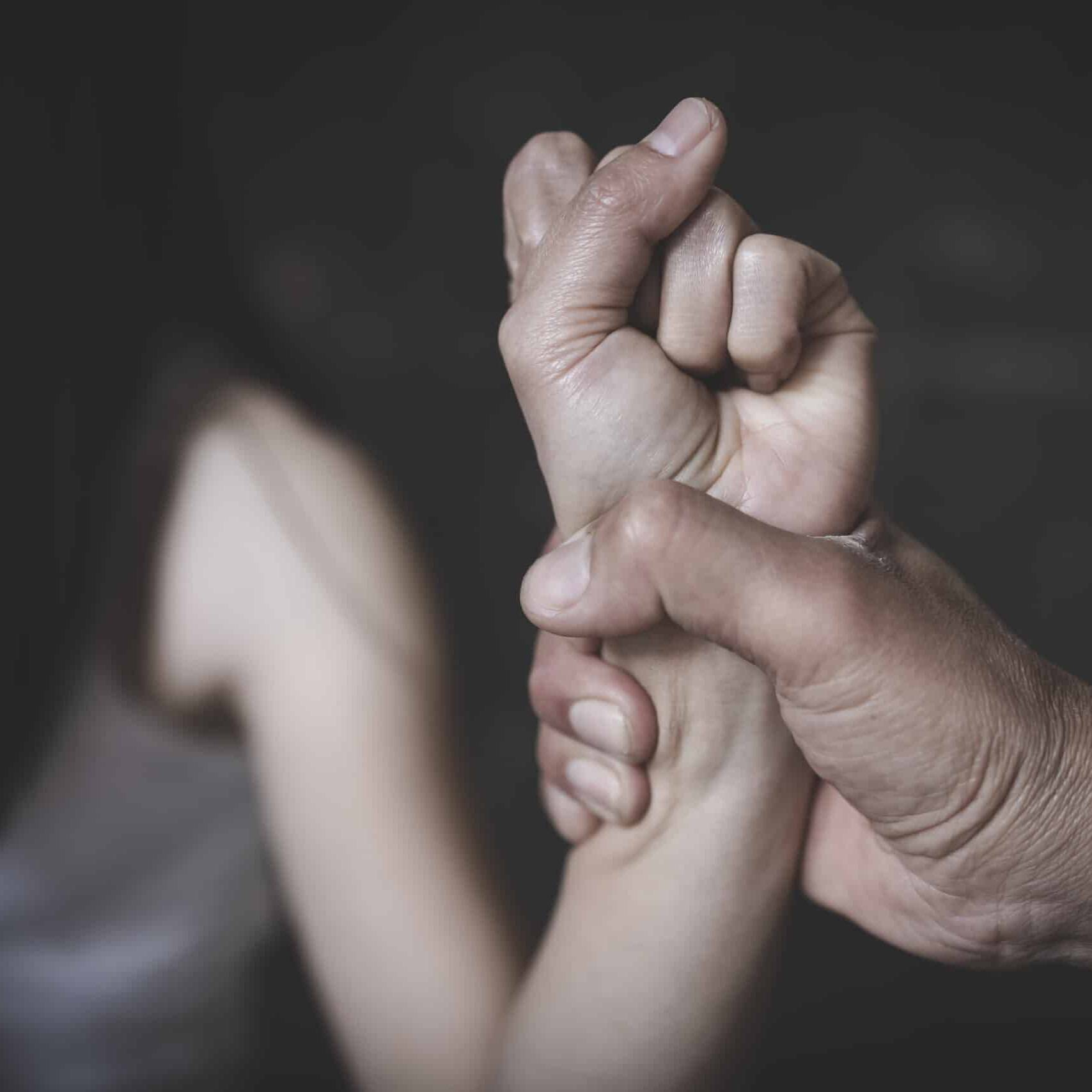 La France vers la fin de la prescription pour l’inceste : un tournant majeur pour protéger les enfants