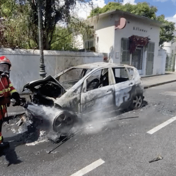 Incendie à Petit-Canal : un garage touché, des victimes prises en charge et l’importance de la vigilance rappelée