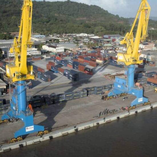Guyane : deux nouvelles grues pour muscler le port de Dégrad-des-Cannes et renforcer la souveraineté logistique