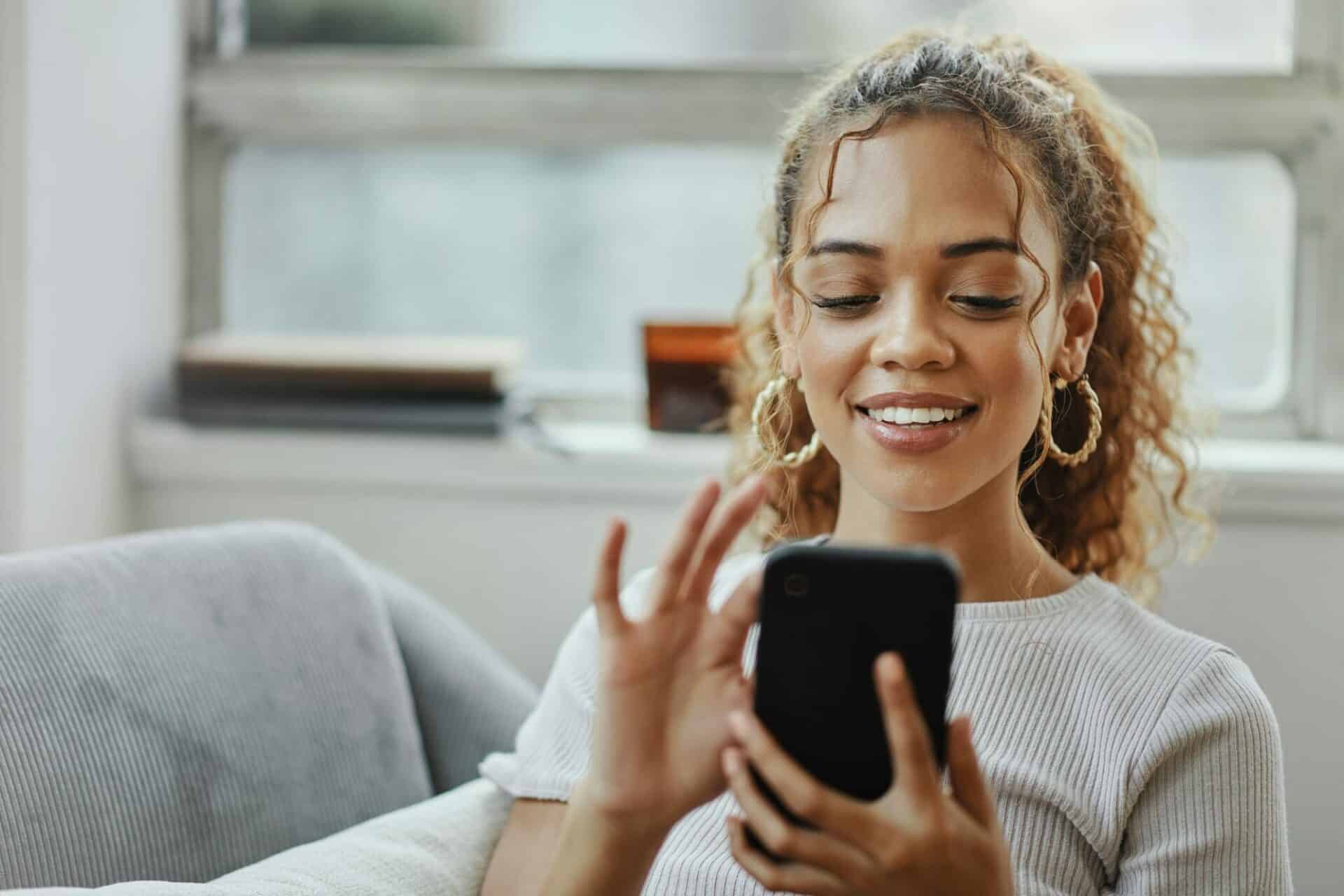 Guadeloupe : la CCI lance la première école des influenceurs caribéens