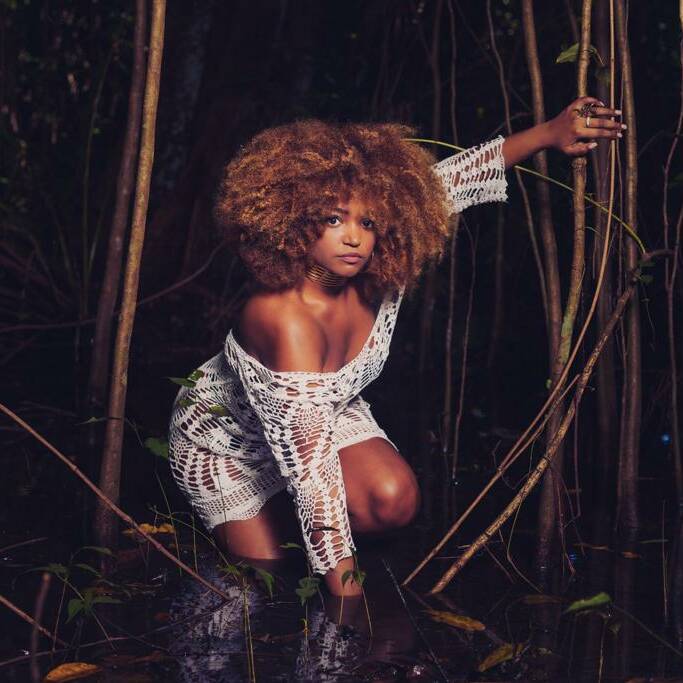 Catchoupinha : la mannequin martiniquaise qui bouscule les codes de la mode
