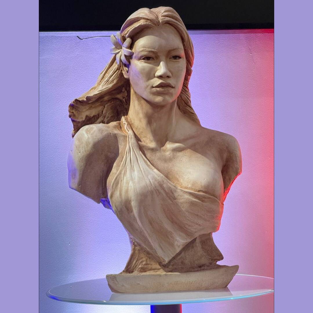 Une Marianne polynésienne entre au Sénat : la République honorée depuis le Pacifique