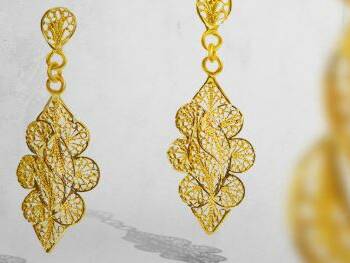 Les parures mahoraises de Mzuri Sana mises à l’honneur au Palais de l’Élysée