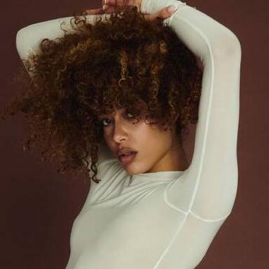 Jade Chantelle, la Martiniquaise qui mènera la revue du Paradis Latin à Dubaï