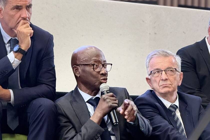 Décolonisation des Outre-mer… Gabriel Serville (Guyane) défie Emmanuel Macron au Congrès des régions de France.