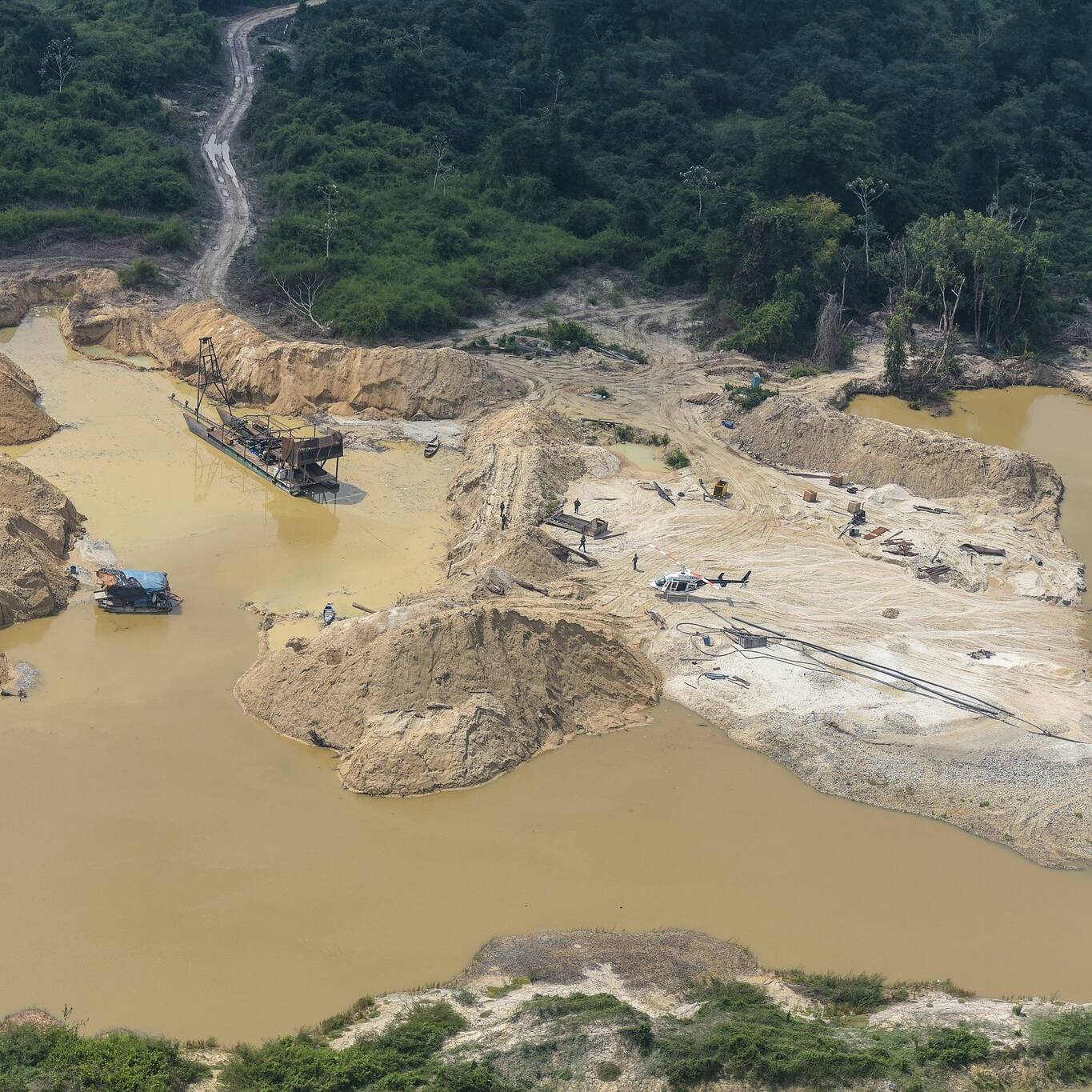Guyane : l’orpaillage illégal repart à la hausse au cœur du Parc amazonien