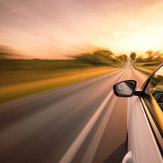 206 km/h sur le pont de l’Alliance : un automobiliste perd son permis et sa voiture