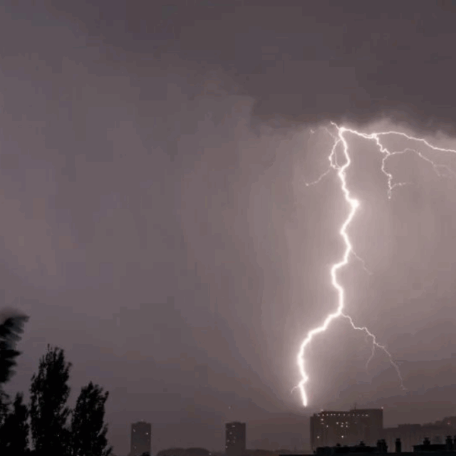 Mayotte placée en vigilance jaune pour orages ce lundi