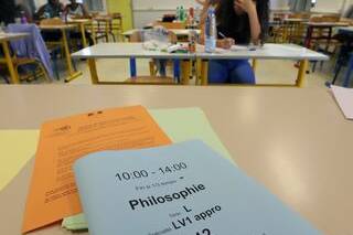 En Nouvelle-Calédonie et à Wallis-et-Futuna, le bac commence plus tôt : les lycéens plongent dans la philosophie