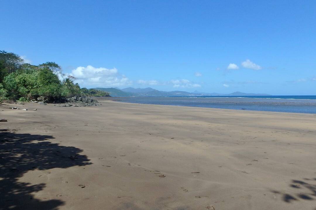 Mayotte : baignade interdite à la plage de Badamier après une contamination fécale