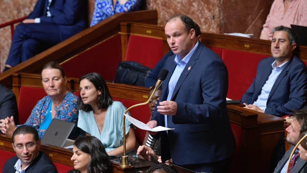 Envoi de colis en Outre-mer : une proposition de loi veut mettre fin à l’inégalité tarifaire