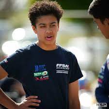 Hugues Piquion, le jeune pilote guadeloupéen qui prouve que le talent ultramarin n’a aucune limite