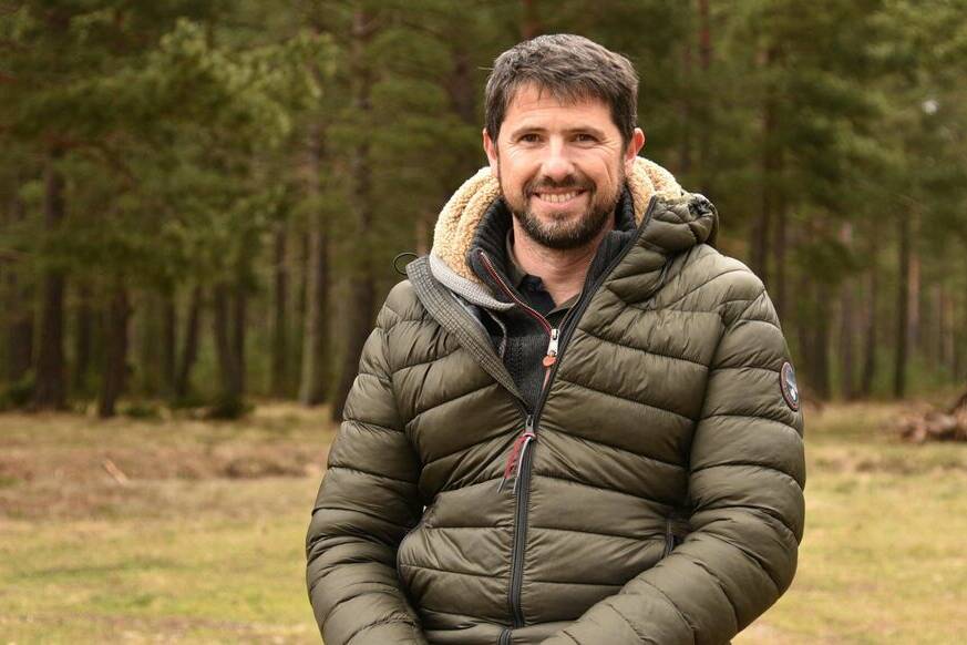 Polémique à Formiguères : l’ex-maire défend son départ à Moorea et dénonce une affaire montée en épingle