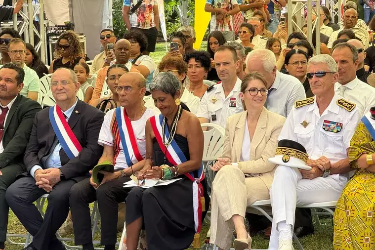 À La Réunion, Aurore Bergé inscrit le 20 décembre dans la mémoire nationale et l’action républicaine