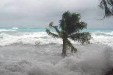 Tuamotu sous haute tension : orages violents, vents à 100 km/h et risk de submersion