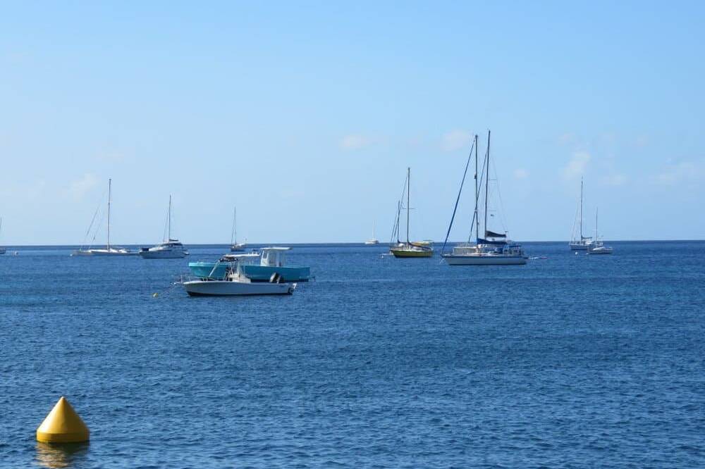 Martinique : fermeture confirmée des plans d’eau aux Anses d’Arlet, rappel à l’ordre des autorités
