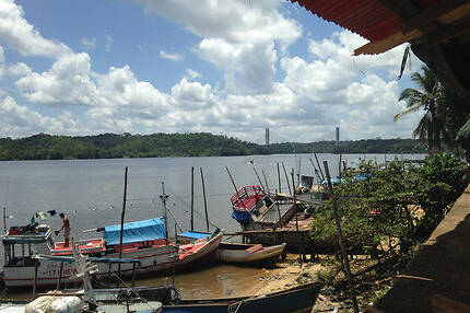 Sur l’Oyapock, les descendants Saamaka renouent avec leurs racines et veulent faire revivre Tampack