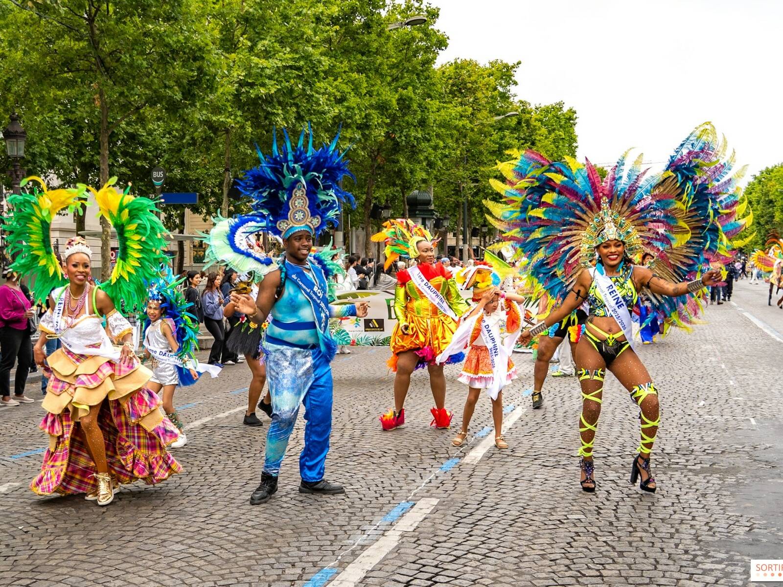 Carnaval 2026 en Guadeloupe, à Basse Terre les couturiers tiennent la cadence dans l’ombre