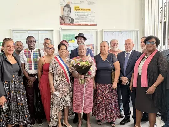 À Saint-Laurent-du-Maroni, la République honore une grande servante de l’école