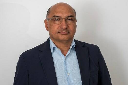 Mpox à La Réunion : “Faut-il que ça arrive à Paris ?” L’alerte politique qui embarrasse l’État