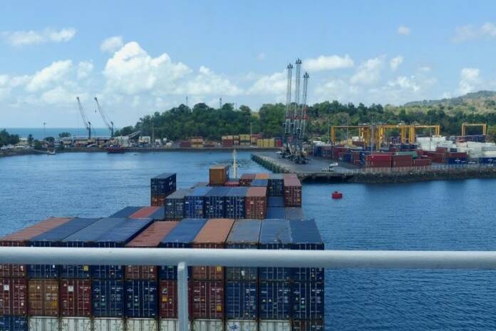 Mayotte : un syndicat appelle à replacer le port de Longoni sous autorité directe de l’État dès 2027