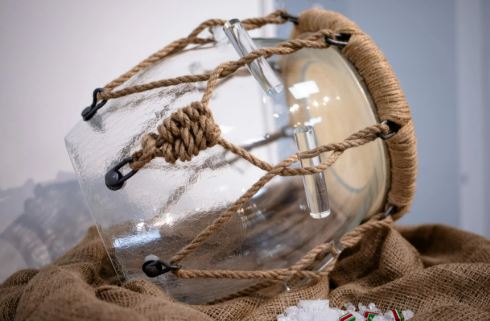 Bruno Maximilien François : l’ingénieur guadeloupéen devenu souffleur de verre à Saint François