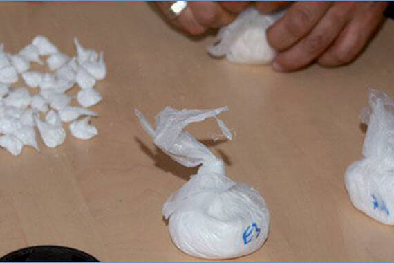 À La Réunion, deux mules arrêtées à Roland Garros avec plus de 30 kilos de drogue