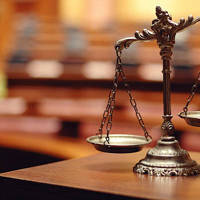 Dumbéa : trois jeunes devant la justice après l’incendie de l’école Jack Mainguet