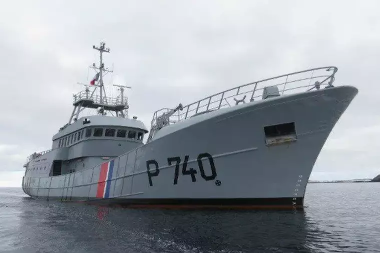 Fulmar : Élise de Feuardent, 25 ans, seule femme embarquée sur le patrouilleur de la Marine à Saint-Pierre-et-Miquelon