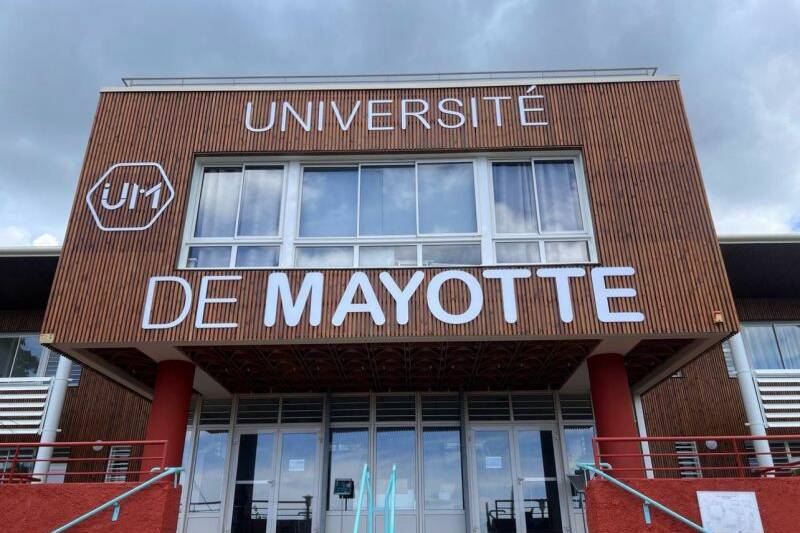 Miradj à Mayotte : université fermée et transports scolaires suspendus ce samedi