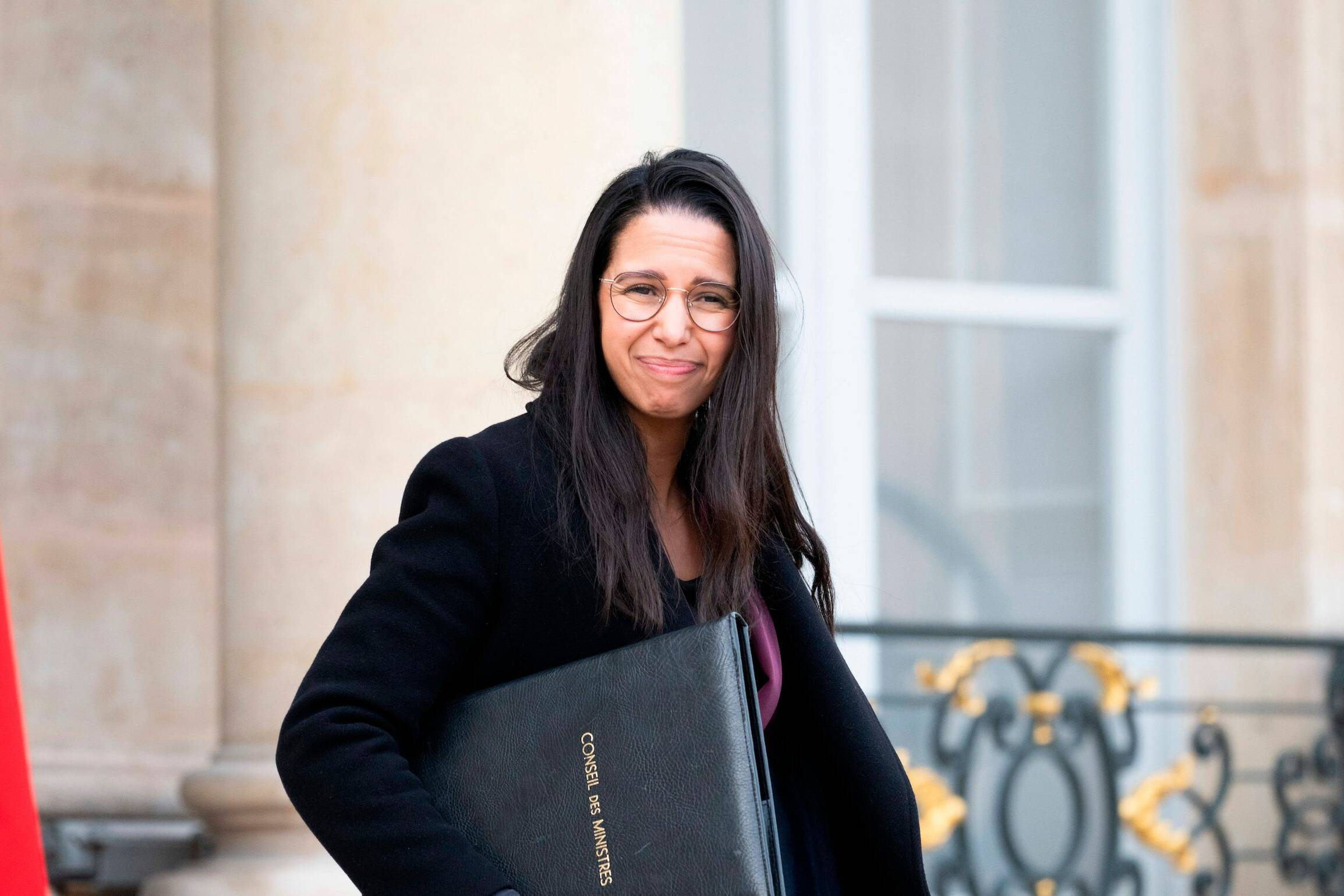 Narcotrafic : Naïma Moutchou annonce un déplacement aux Antilles après les municipales, l’État promet un durcissement