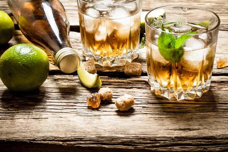 Taxe sur les alcools forts : à La Réunion, la filière canne-sucre-rhum vent debout contre un amendement fiscal jugé destructeur