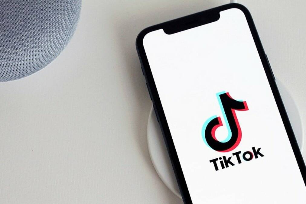 TikTok renforce le contrôle d’âge et promet l’exclusion des moins de 13 ans en Europe